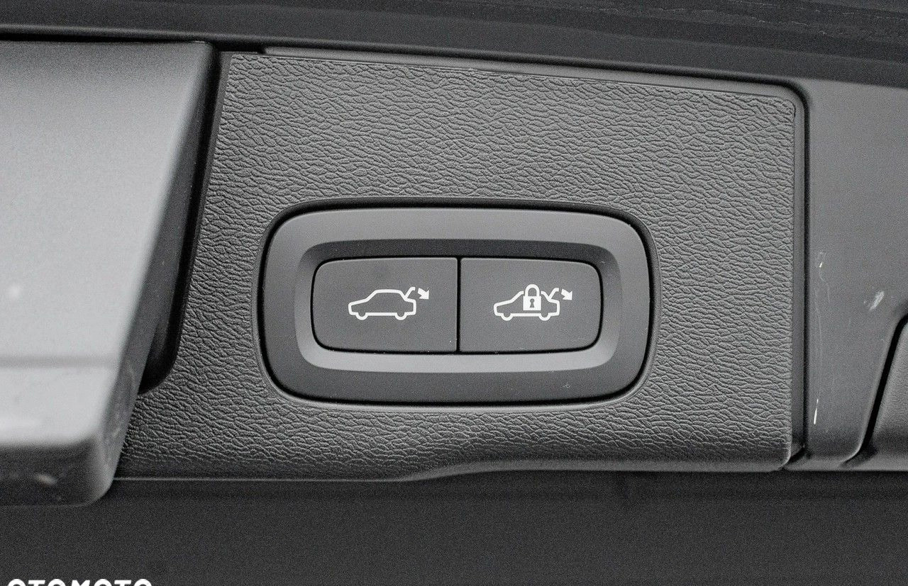 Volvo XC 60 cena 269850 przebieg: 14470, rok produkcji 2021 z Pelplin małe 781